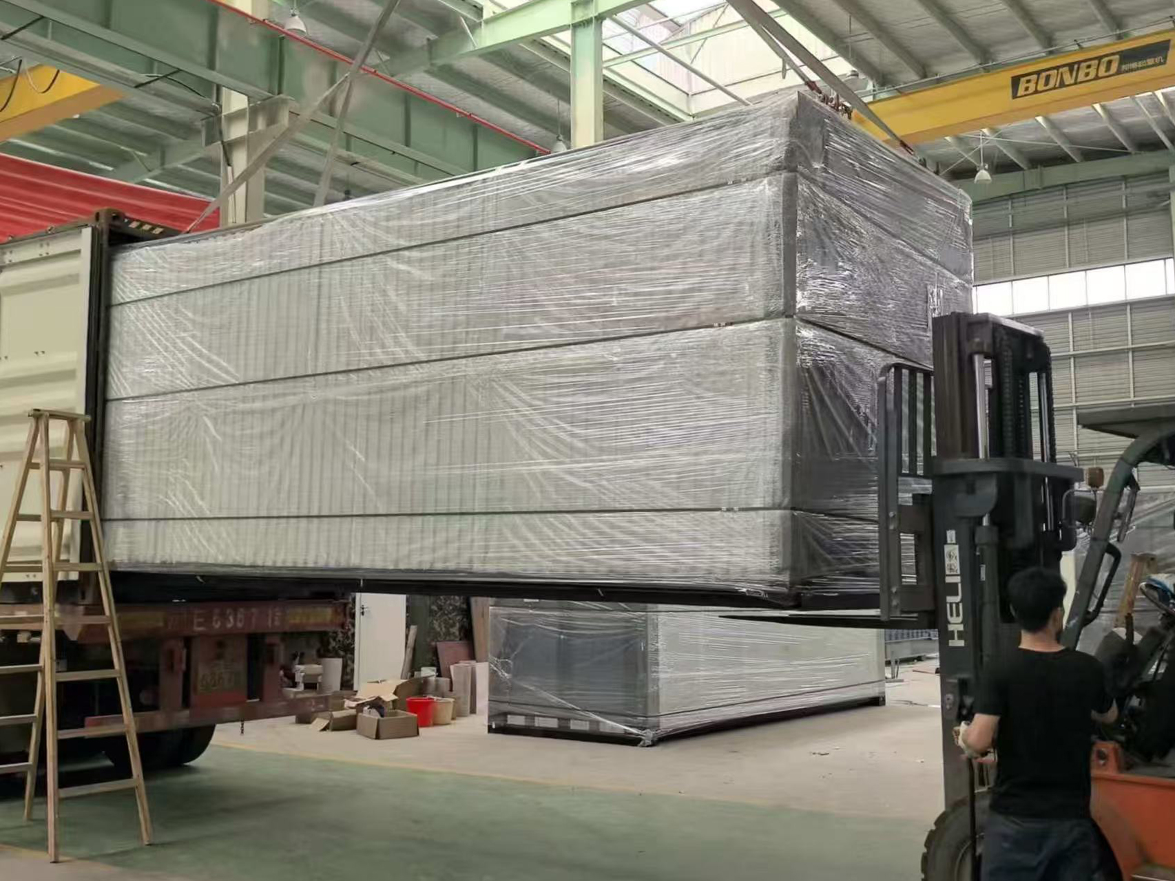 Detachable Modular Container House with Balcony